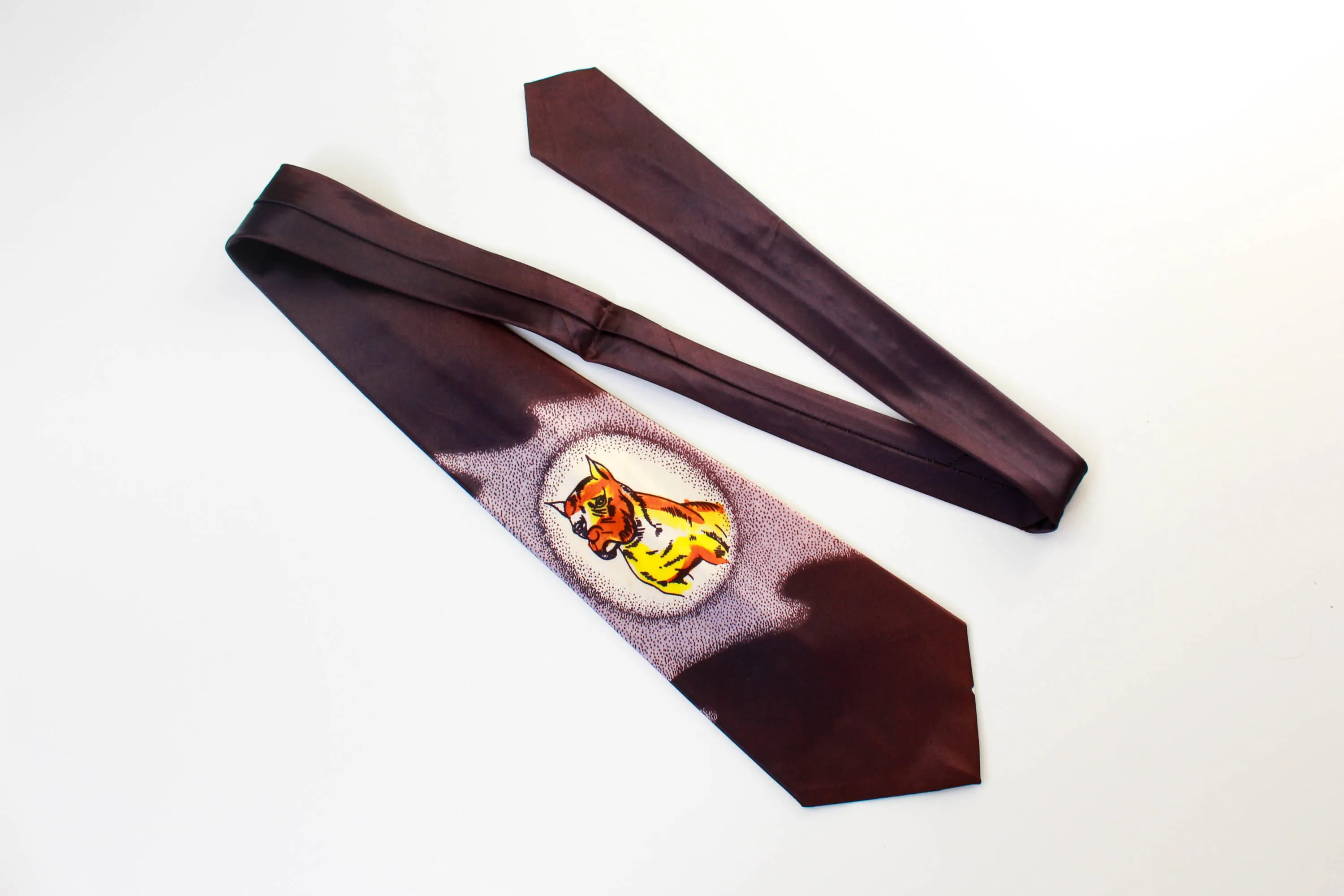 1940s Hand Painted Necktie, Plum with Bulldog