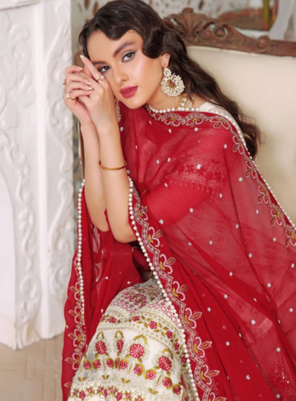 Aaina By Awwal Embroidered Chiffon Unstitched 3 Piece Suit - 01 AAQS