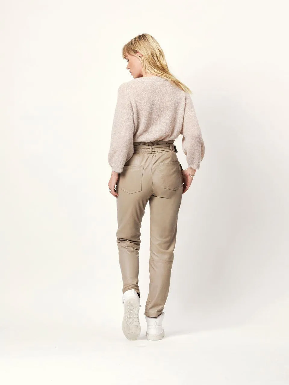 Adykia Sweater Cream Clay