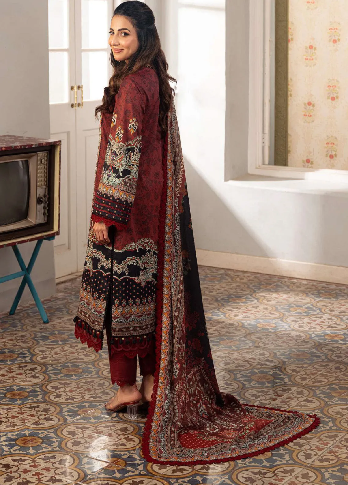 Aira By Asim Jofa Embroidered Lawn Unstitched 3 Piece Suit - AJ24AP AJAR-26