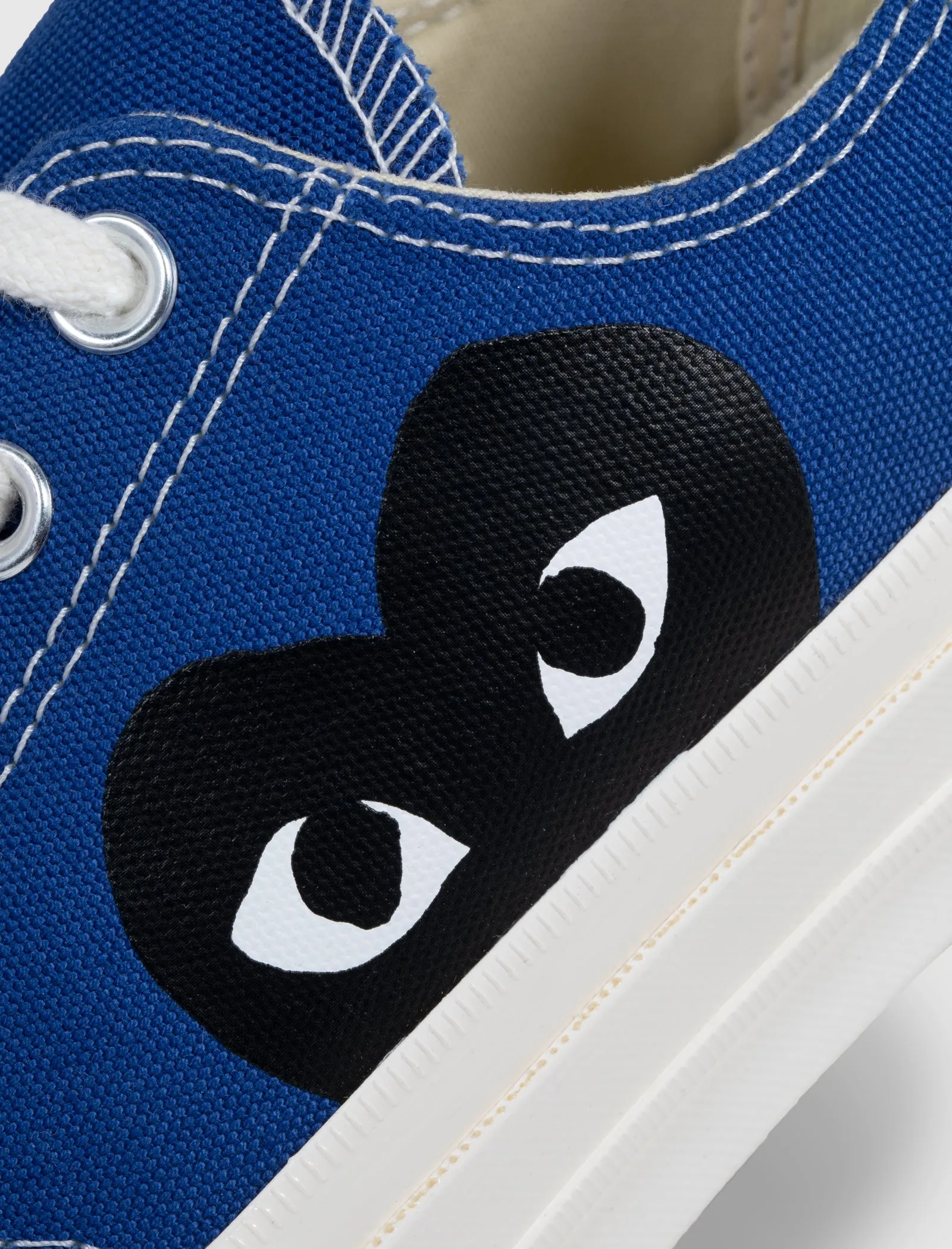 COMME DES GARÇONS PLAY CHUCK TAYLOR ALL STAR 70' LOW