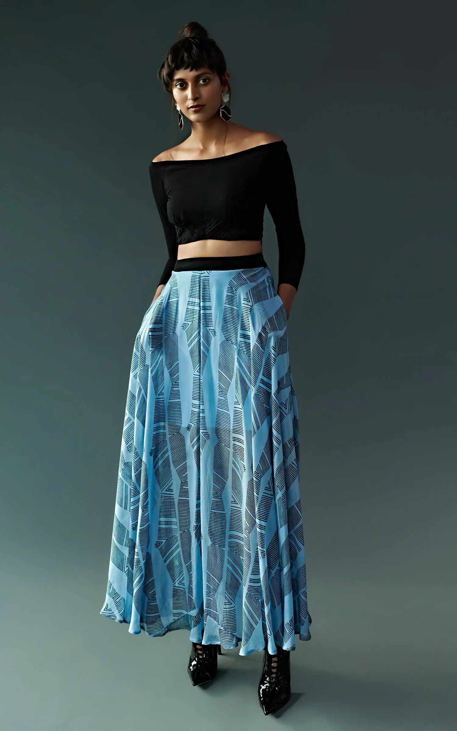 Geometric Printed Skirt With Pockets & Off-Shoulder Top